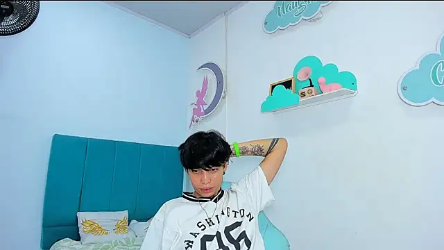 ivyheat3's Live XXX Chat