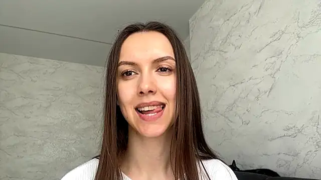 BrandyNorthcott Adlı Modelin Canlı XXX Sohbeti