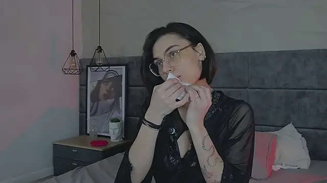 VioletAsh's Live XXX Chat