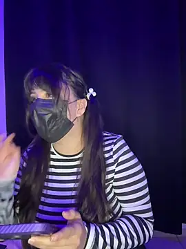 Anonnymskのウェブカメラショー