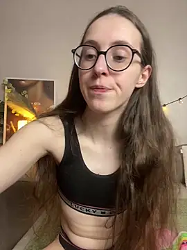 دردشة MartiniiSelenna الجنسية المباشرة