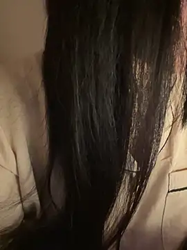 Neylla_ 在線直播表演