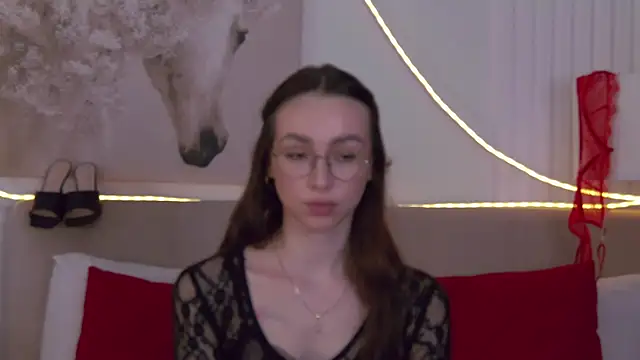 Emily_Simon live XXX chat