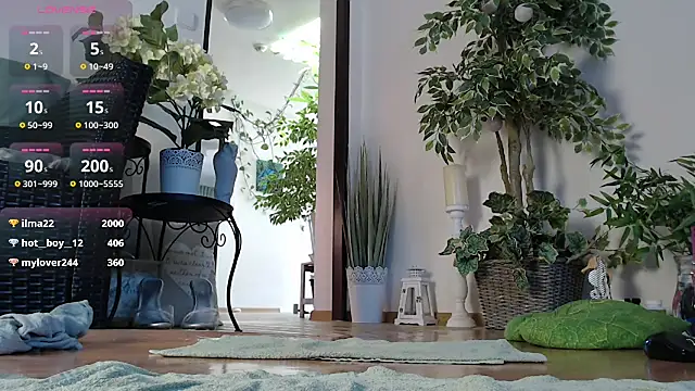 Squirtmania's Live XXX Chat