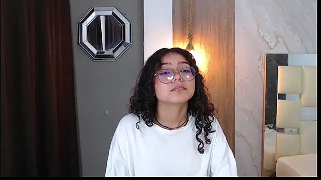 honeymoon_12 – Live XXX-chat