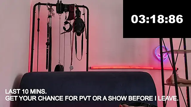 Chat XXX en directo de CyberXGoddess