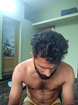 MALLUboy-04 Show Webcam