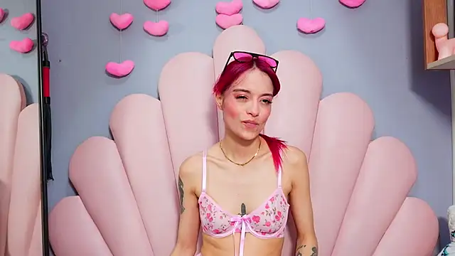 luci_miller live XXX chat