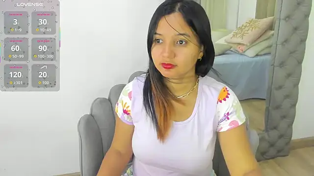 zusan_king_ Adlı Modelin Canlı XXX Sohbeti