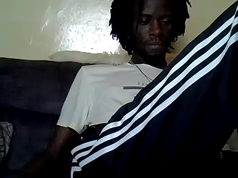 Pokazy przed kamerką – Delicious-D