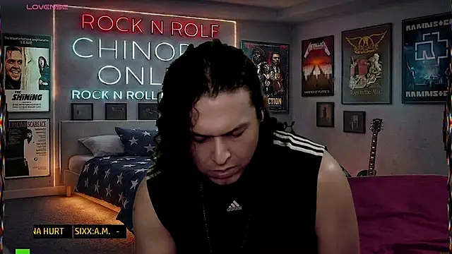 chino_roz élő XXX-chatje