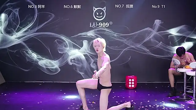 MS-180- – webcam-show