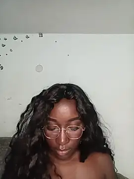 Webkamerová show KaleaEbony