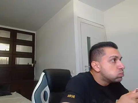 Онлайн чат XXX BryceReign