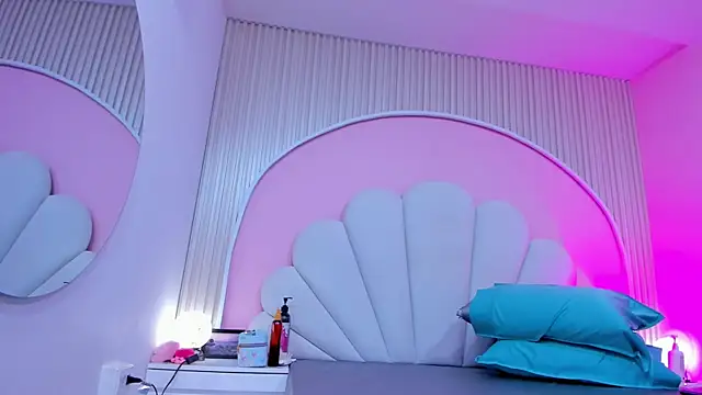 แชท XXX สดของ mia__poppy