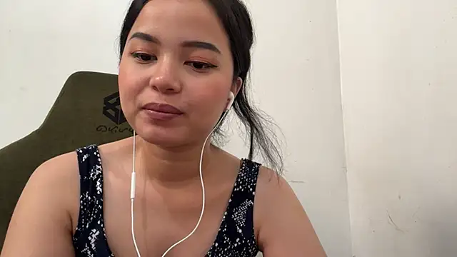 ChristenaShogren's Live XXX Chat