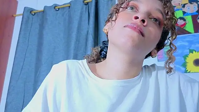 Ada_gales_ Adlı Modelin Canlı XXX Sohbeti