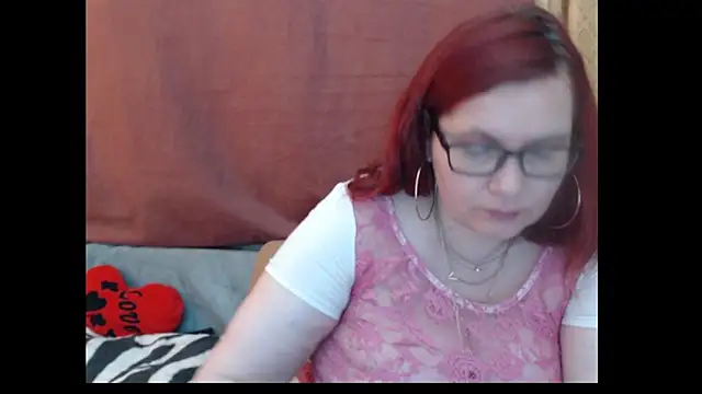 PlayfullMaturen Live XXX chat