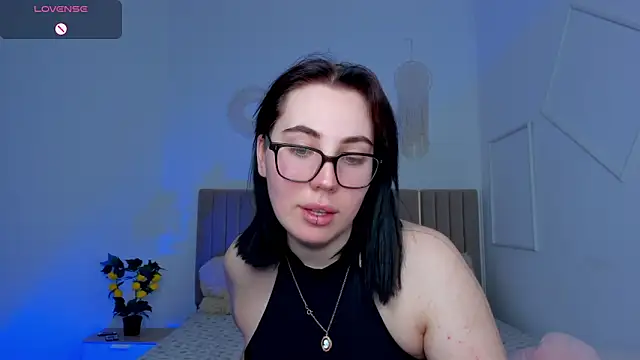 Shiraazsh_ – Kamerová šou