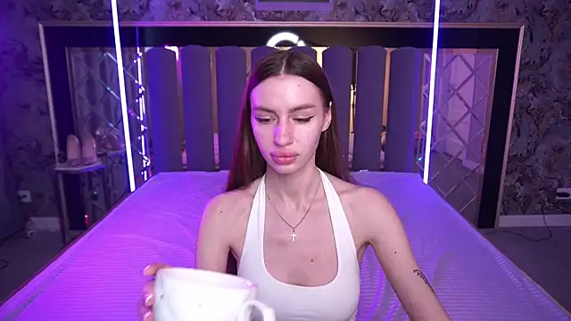 Chatroom XXX en direct de Snow_WhiteeeX