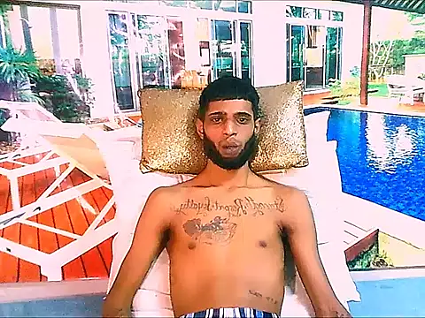 CharmingIndian1 Adlı Modelin Canlı XXX Sohbeti