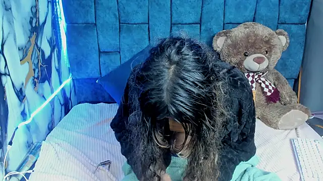 دردشة ValentinaKlean الجنسية المباشرة