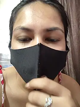 sanu_07 Adlı Modelin Canlı XXX Sohbeti