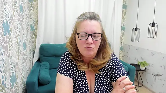 LeaPure: онлайн-секс-чат