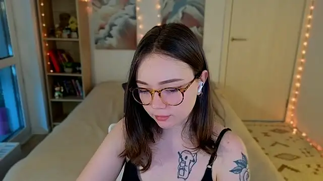 แชท XXX สดของ MilenaSaint