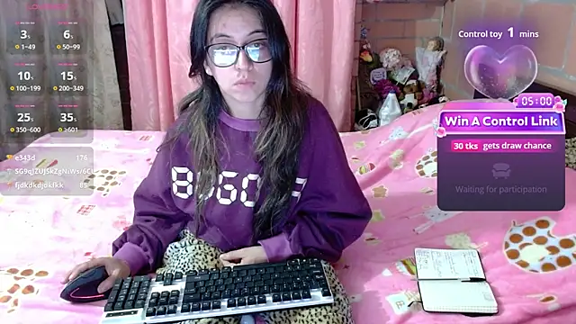 Chatroom XXX en direct de Maggie_Fox3