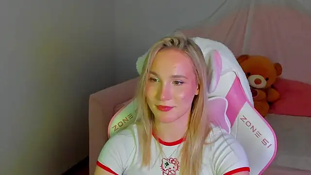 ElaraVoltage – Live XXX-chat