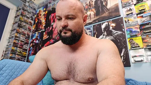 Muscle_Bear élő XXX-chatje