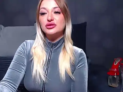 Chat XXX en directo de GodessJulia