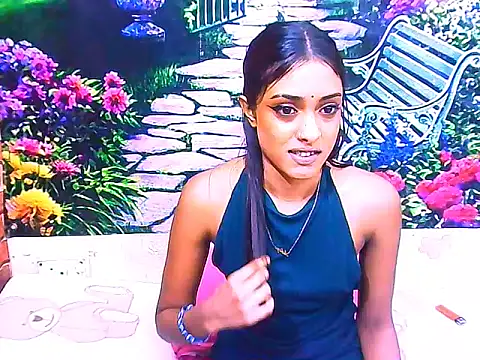 IndianPretty14u2Luv – Naživo XXX chat