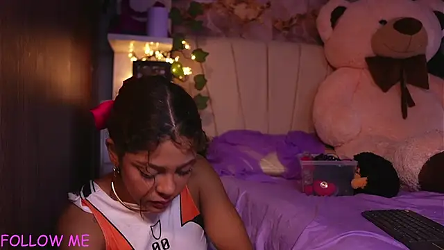 hannachris-'s Live XXX Chat