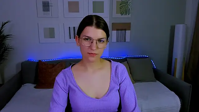 AnnaThorne's Live XXX Chat