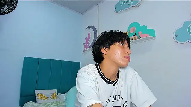 ivyheat3's Live XXX Chat