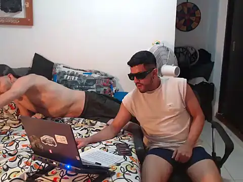 Онлайн чат XXX JayAndJack