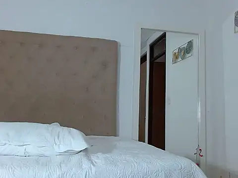 chikihottt Webcam-Show