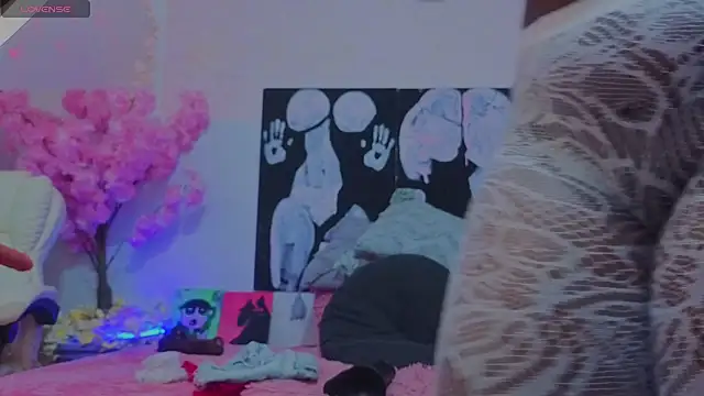 XXX chat uživo modela KilyetVera3x