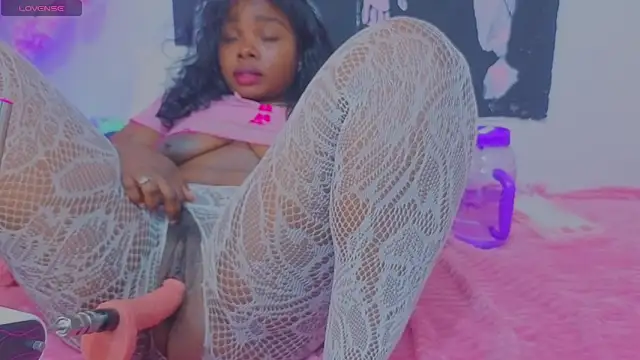 KilyetVera3x Adlı Modelin Canlı XXX Sohbeti