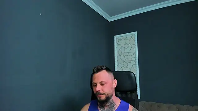 BrianHunts Chat XXX in diretta