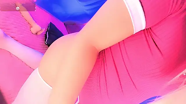 Valentina_Smith1_ Show in webcam