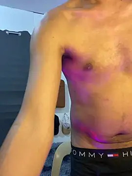 asian_darlingcummersxXx Adlı Modelin Web Kamerası Şovu