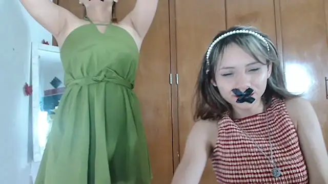 Pokazy przed kamerką – 3littles