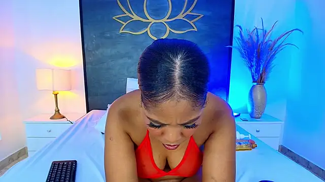 AlisonTravis 即時 XXX 聊天