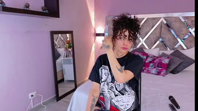 KatherineGomez Live XXX-chat