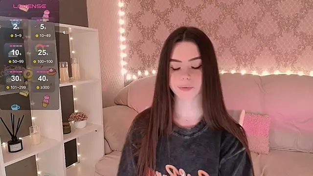 دردشة HolyMiax الجنسية المباشرة