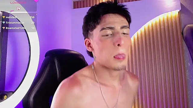 Chat +18 de MateoMitchell ao vivo