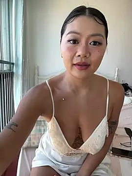 ruanruan05 在線直播表演